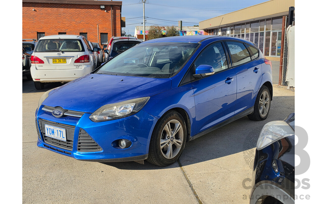 03/2014 Ford Focus Trend LW MK2 MY14 5d Hatchback Blue 2.0L