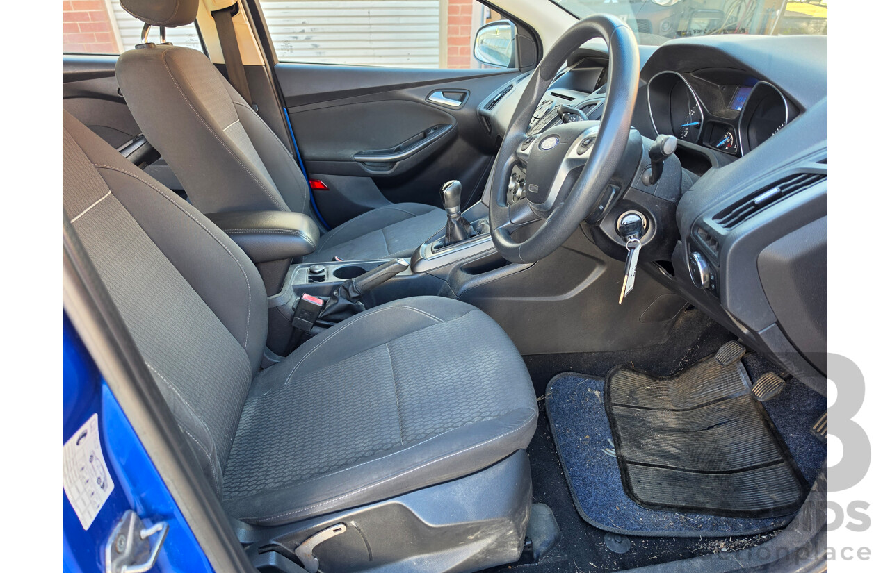 03/2014 Ford Focus Trend LW MK2 MY14 5d Hatchback Blue 2.0L