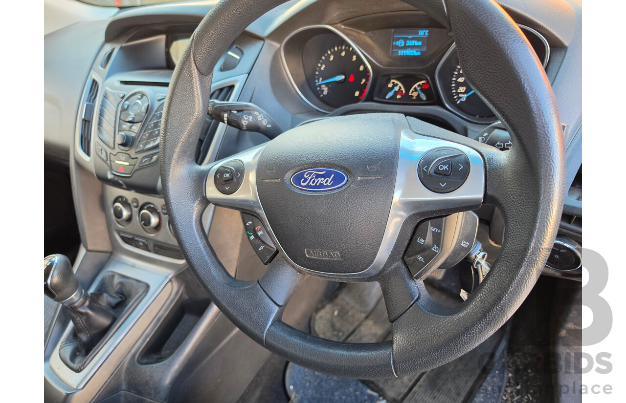 03/2014 Ford Focus Trend LW MK2 MY14 5d Hatchback Blue 2.0L