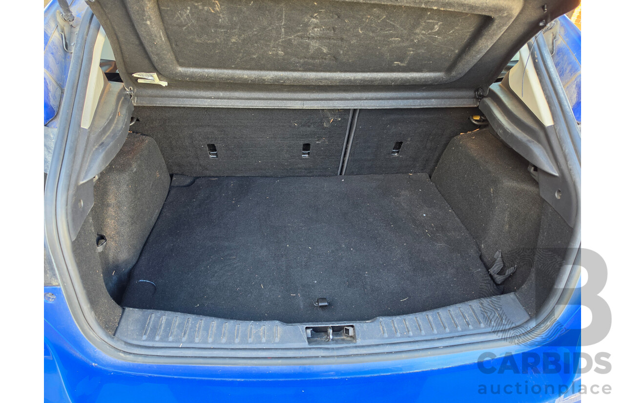 03/2014 Ford Focus Trend LW MK2 MY14 5d Hatchback Blue 2.0L