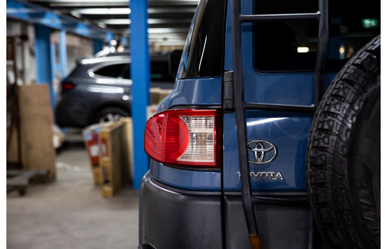 05/2012 Toyota FJ Cruiser 4x4 GSJ15R 4d Wagon Blue 4.0L