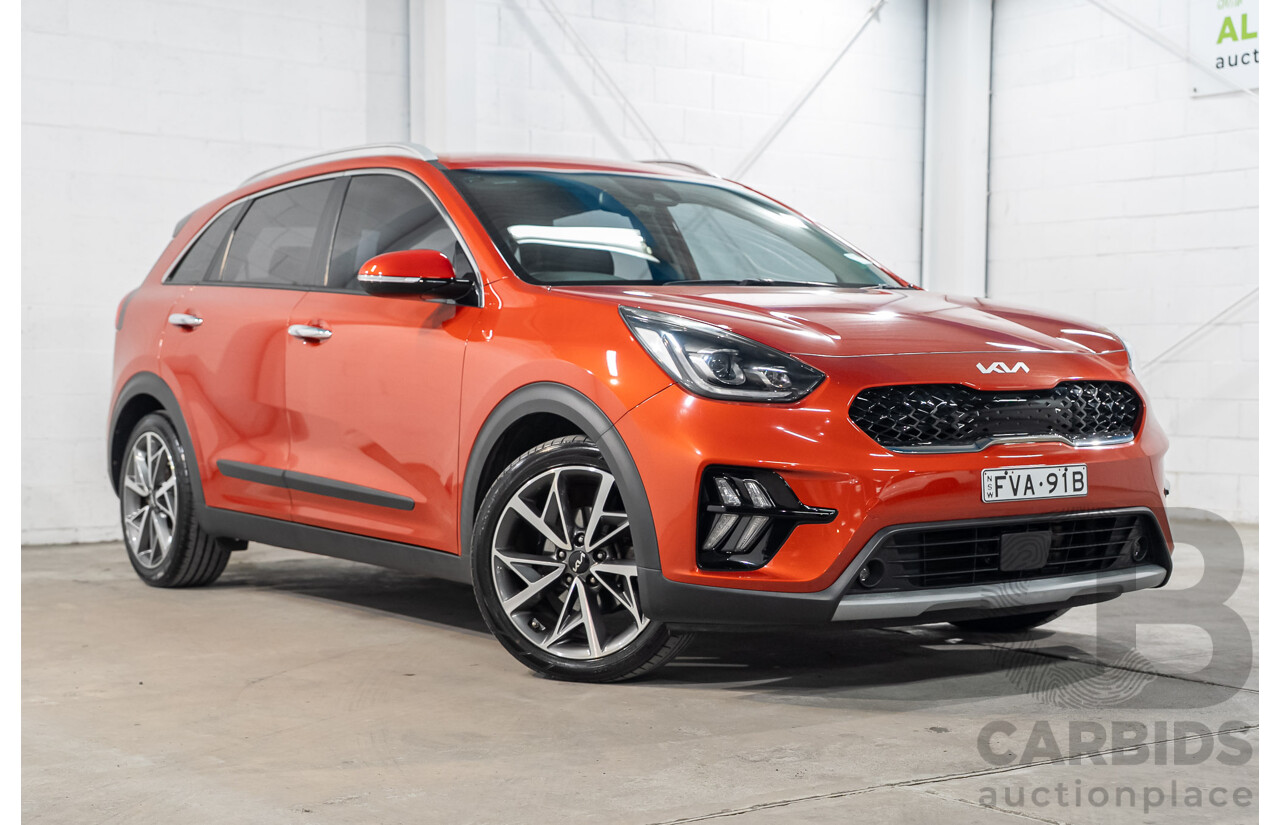 08/2021 Kia Niro HEV Sport DE MY21 4D Wagon Sunset Orange Hybrid 1.6L