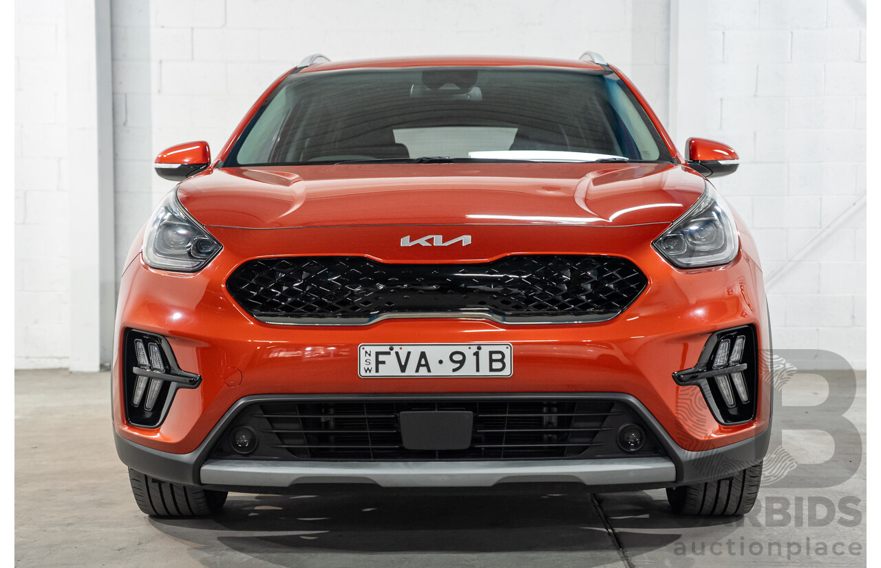 08/2021 Kia Niro HEV Sport DE MY21 4D Wagon Sunset Orange Hybrid 1.6L