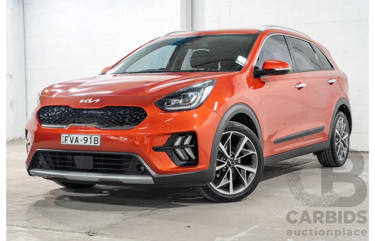 08/2021 Kia Niro HEV Sport DE MY21 4D Wagon Sunset Orange Hybrid 1.6L