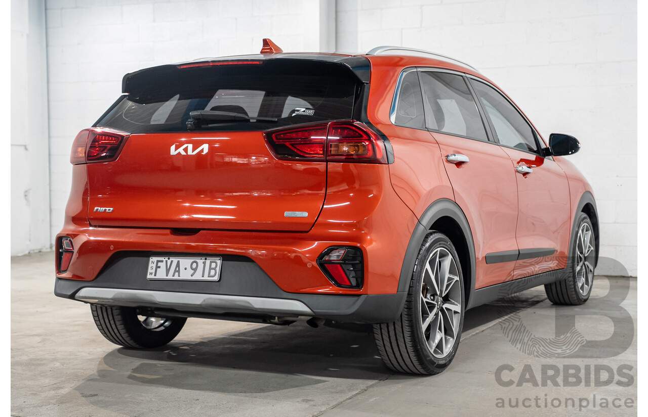 08/2021 Kia Niro HEV Sport DE MY21 4D Wagon Sunset Orange Hybrid 1.6L