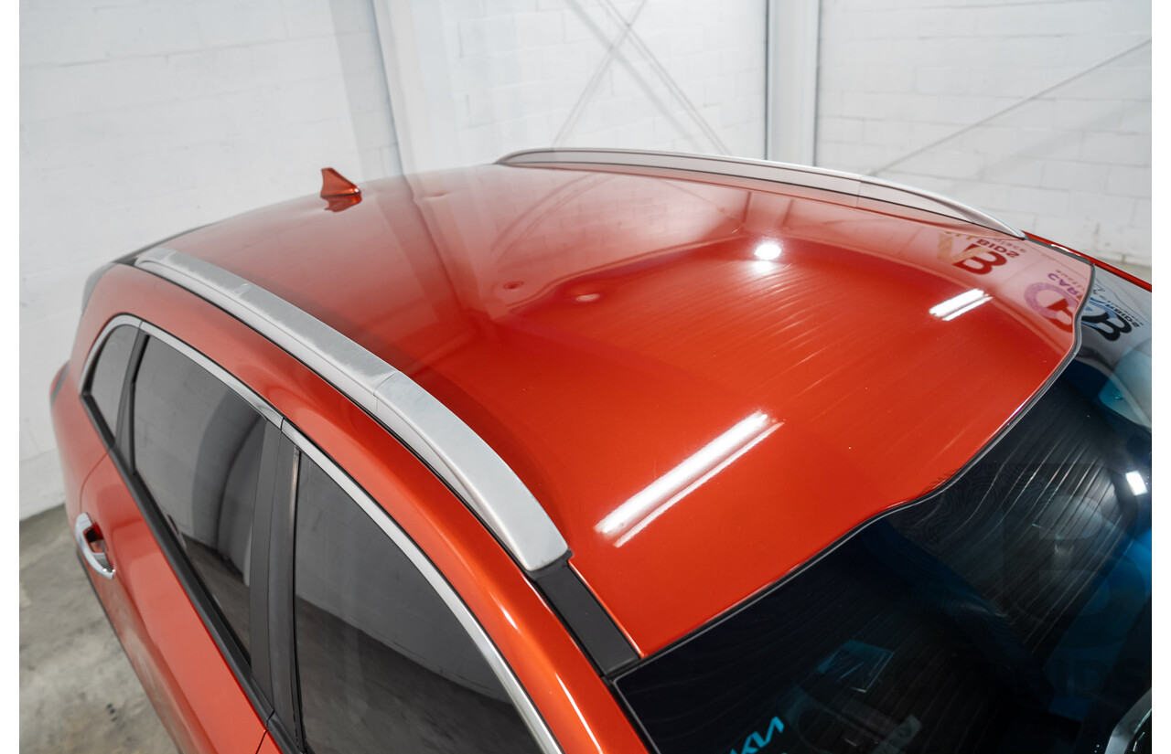 08/2021 Kia Niro HEV Sport DE MY21 4D Wagon Sunset Orange Hybrid 1.6L