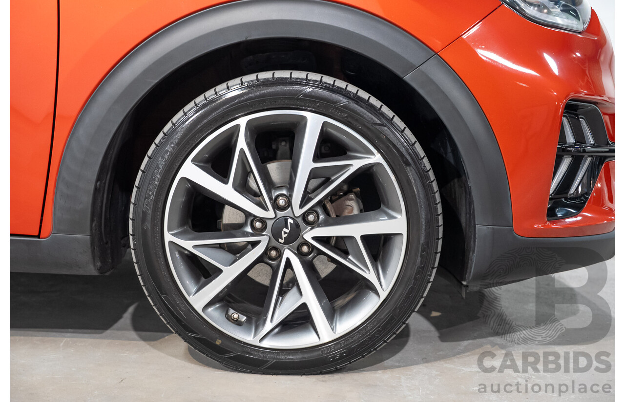 08/2021 Kia Niro HEV Sport DE MY21 4D Wagon Sunset Orange Hybrid 1.6L