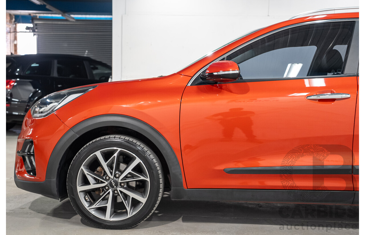 08/2021 Kia Niro HEV Sport DE MY21 4D Wagon Sunset Orange Hybrid 1.6L
