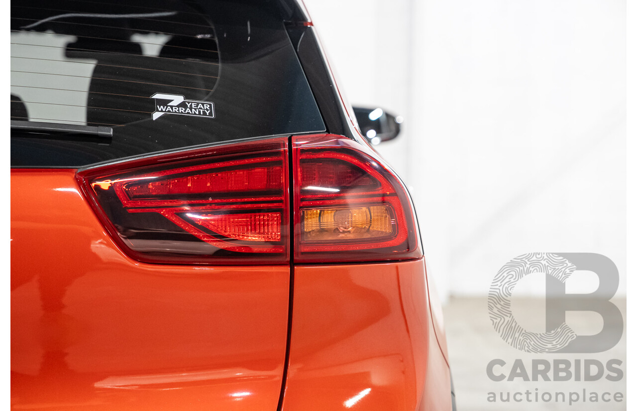 08/2021 Kia Niro HEV Sport DE MY21 4D Wagon Sunset Orange Hybrid 1.6L