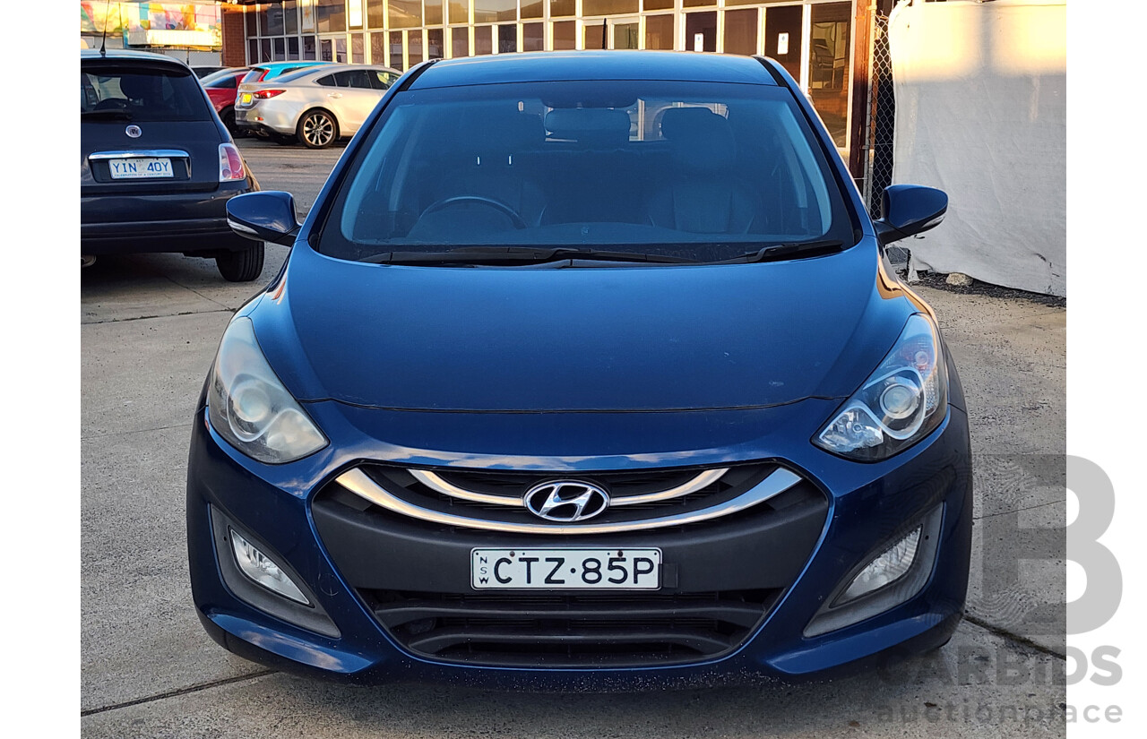 04/2014 Hyundai i30 Trophy GD MY14 5d Hatchback Blue 1.8L