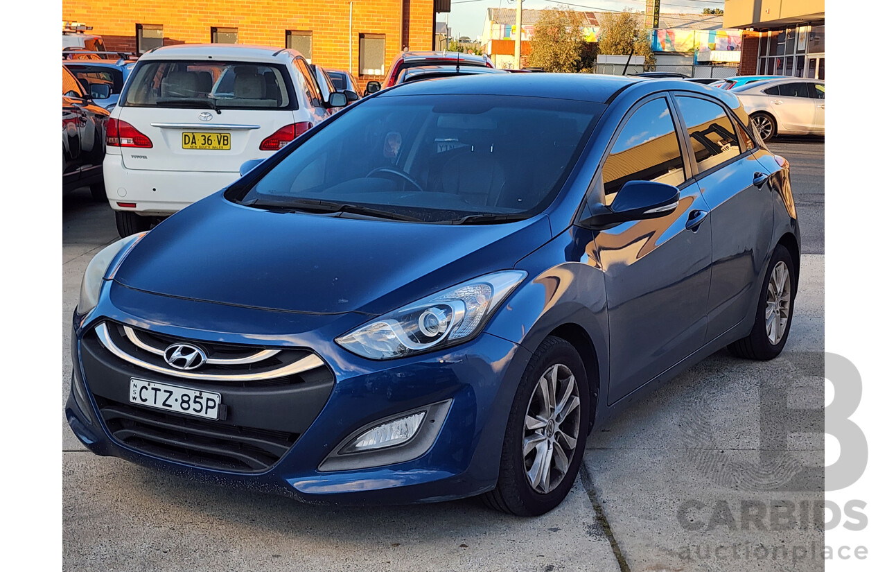 04/2014 Hyundai i30 Trophy GD MY14 5d Hatchback Blue 1.8L