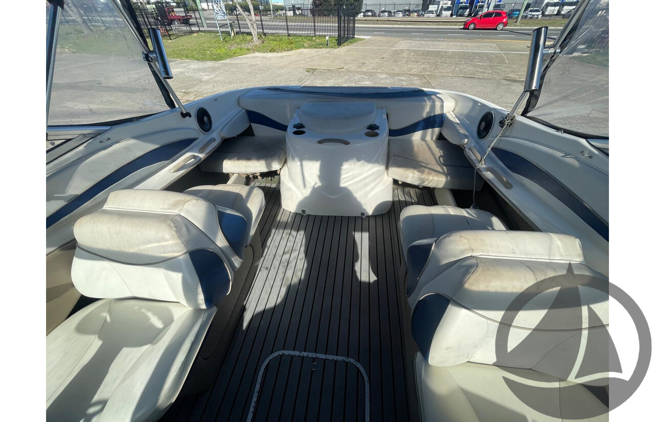2004 Bayliner 212 Half Cabin , 5.0 Litre V8 Mercruiser