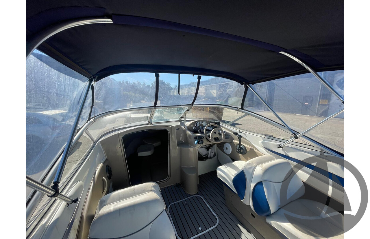 2004 Bayliner 212 Half Cabin , 5.0 Litre V8 Mercruiser