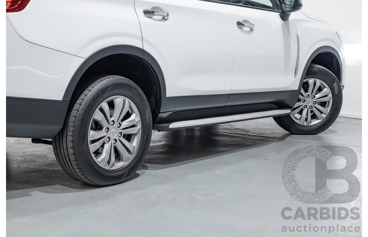 11/2021 LDV D90 Executive (RWD) SV9A 4D Wagon Blanc White Turbo 2.0L - 7-Seater
