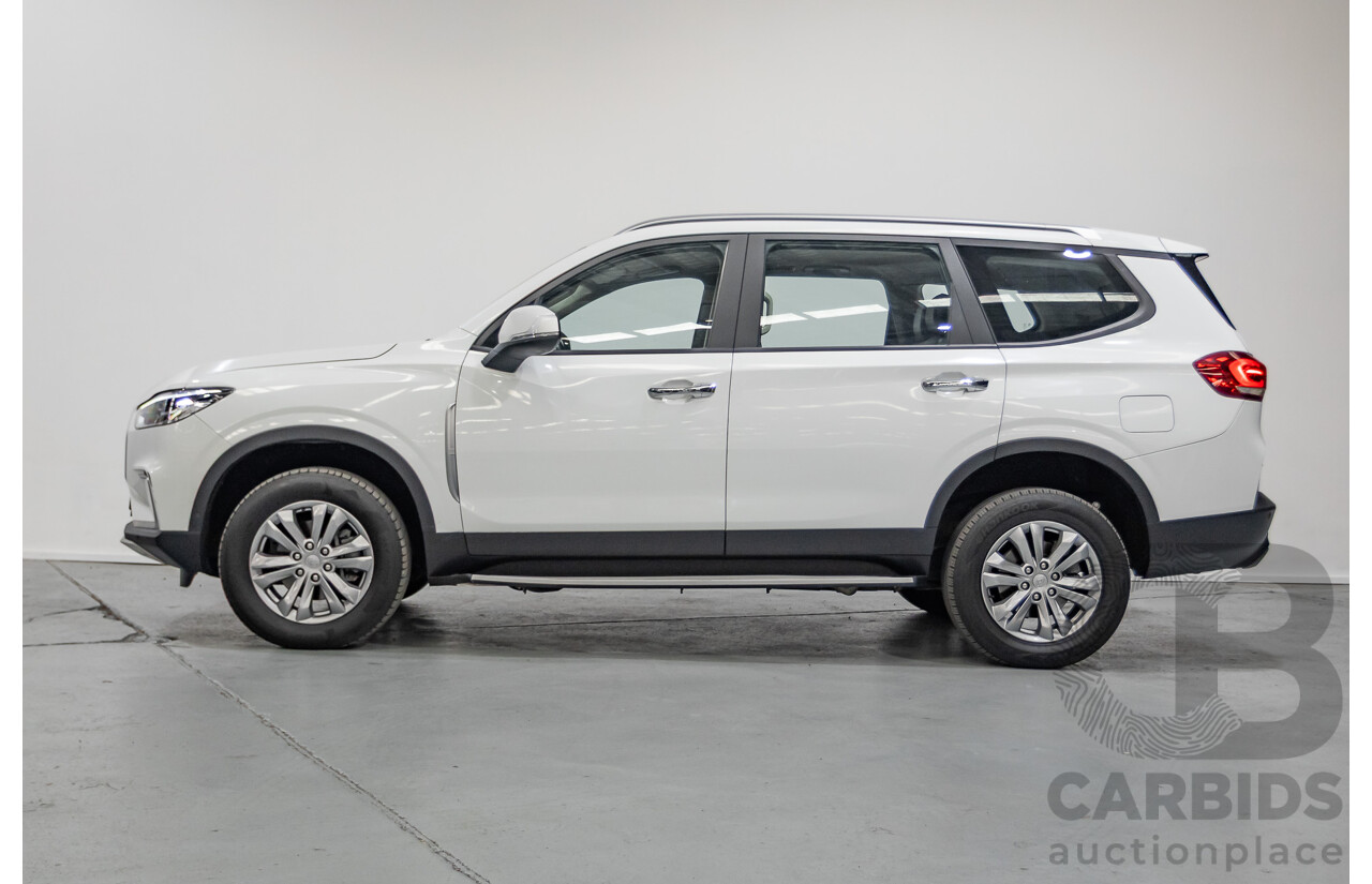 11/2021 LDV D90 Executive (RWD) SV9A 4D Wagon Blanc White Turbo 2.0L - 7-Seater