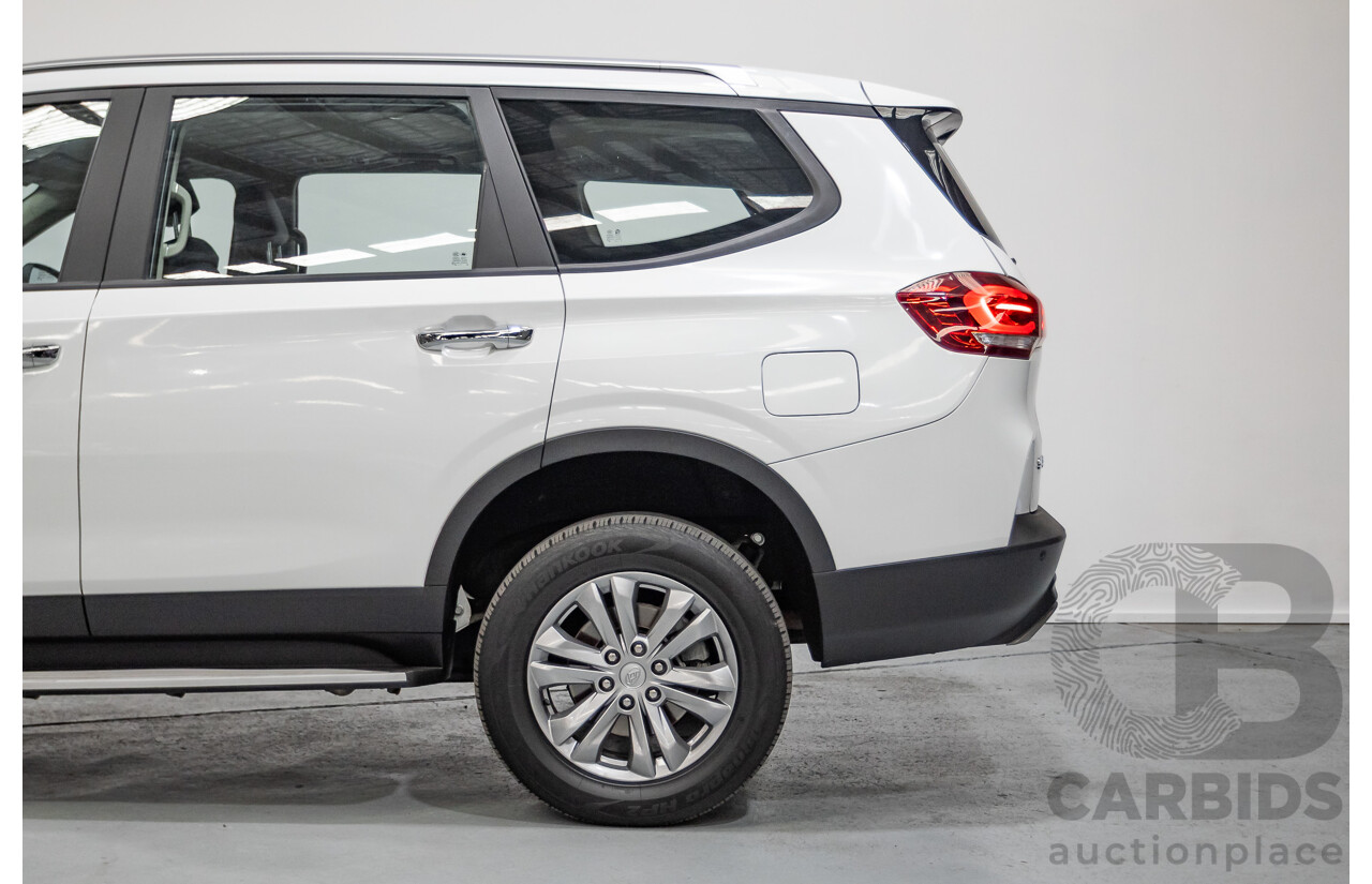 11/2021 LDV D90 Executive (RWD) SV9A 4D Wagon Blanc White Turbo 2.0L - 7-Seater