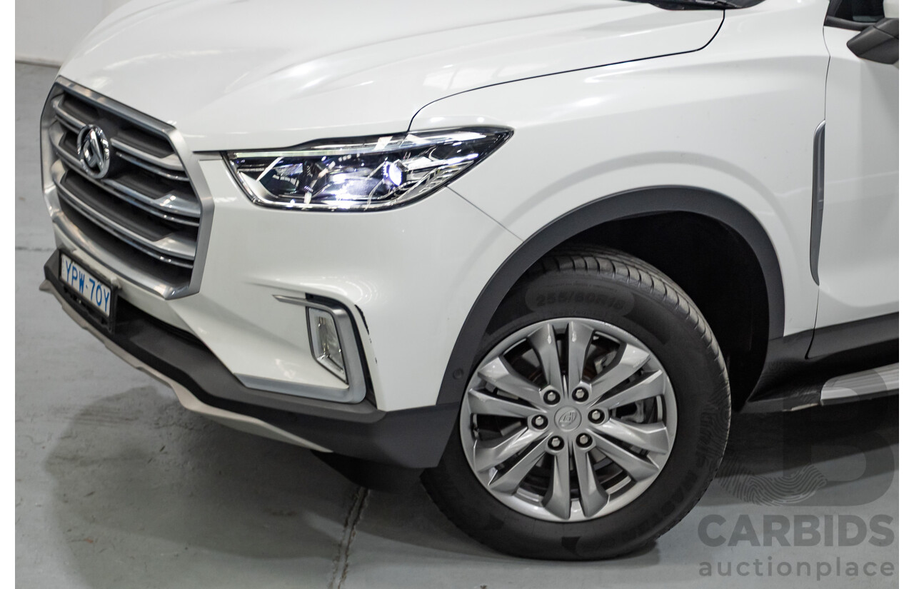 11/2021 LDV D90 Executive (RWD) SV9A 4D Wagon Blanc White Turbo 2.0L - 7-Seater