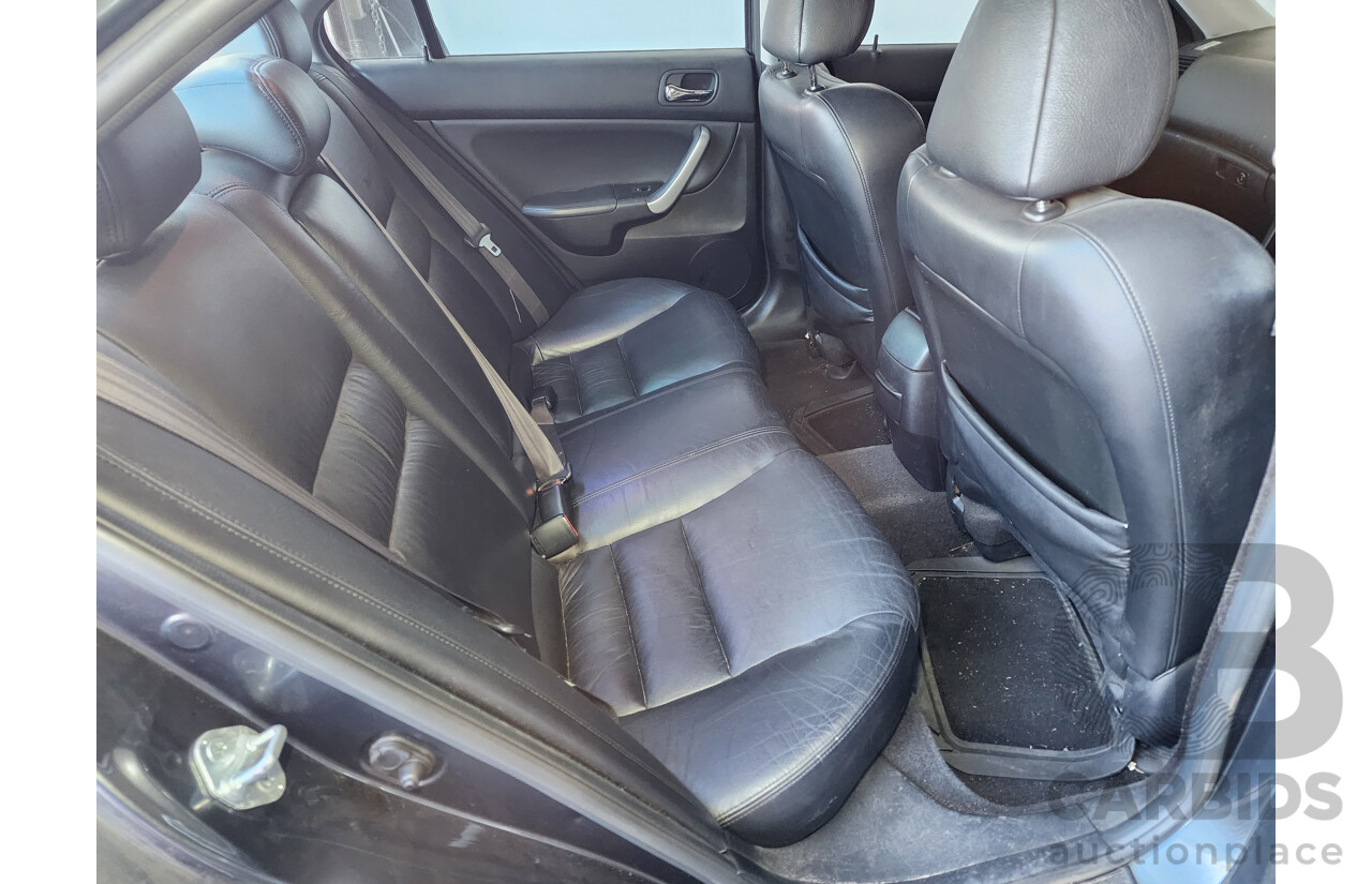 09/2004 Honda Accord EURO Luxury  4d Sedan Grey 2.4L