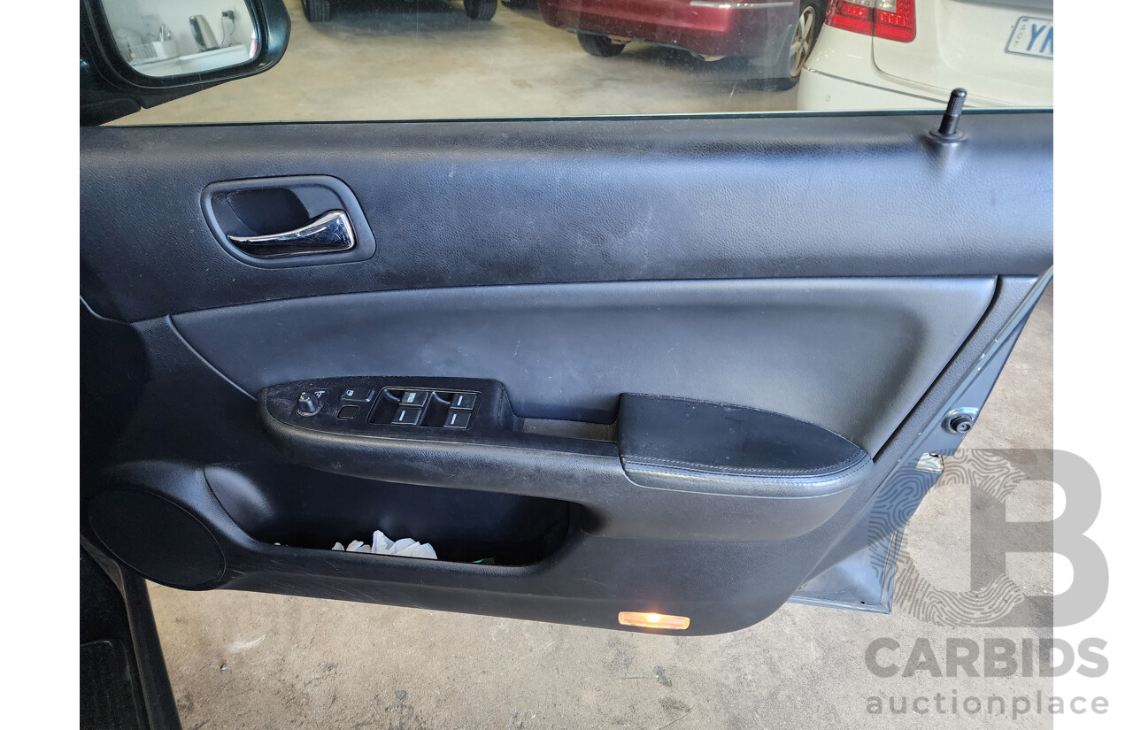 09/2004 Honda Accord EURO Luxury  4d Sedan Grey 2.4L
