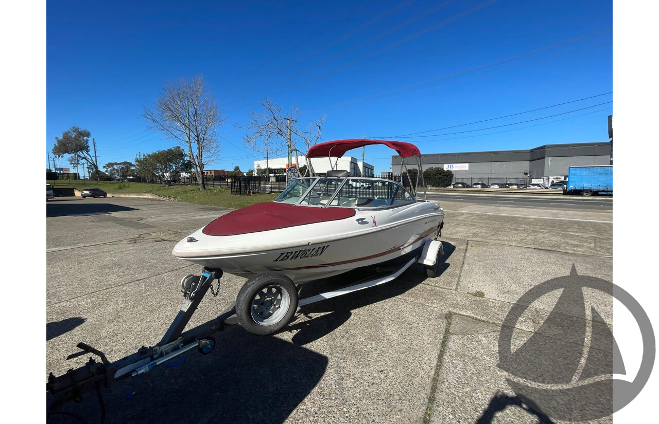 2005 Maxum 800 Bowrider, Mercruiser 3.0L Inboard