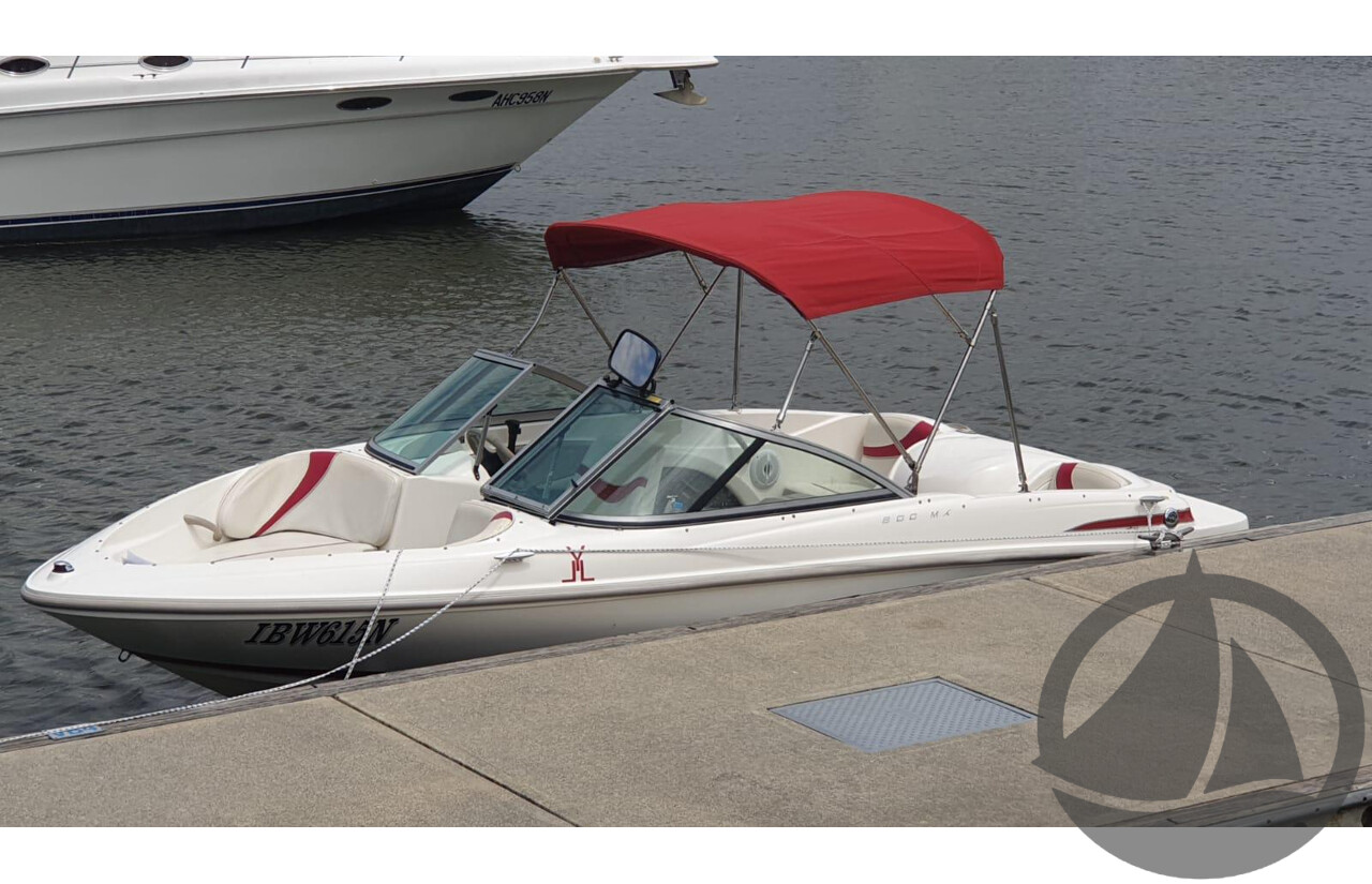 2005 Maxum 800 Bowrider, Mercruiser 3.0L Inboard