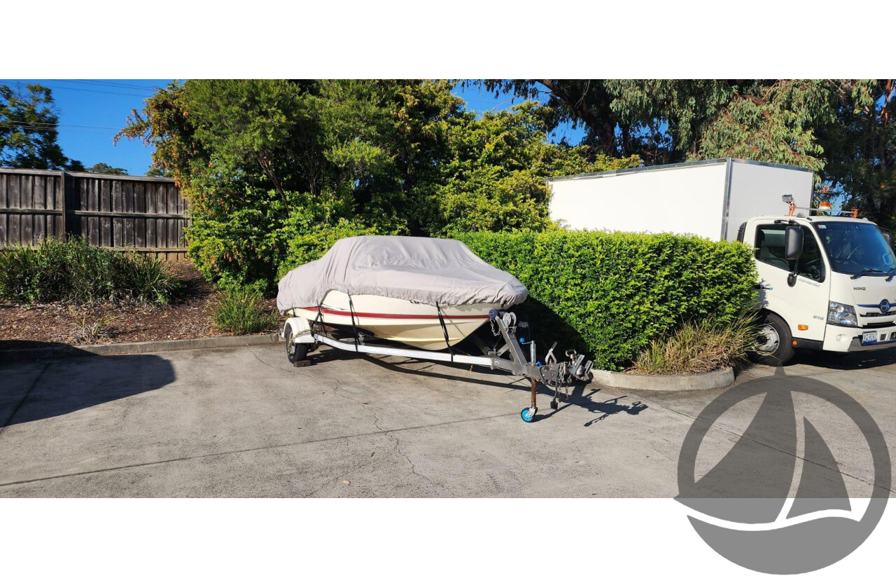 2005 Maxum 800 Bowrider, Mercruiser 3.0L Inboard