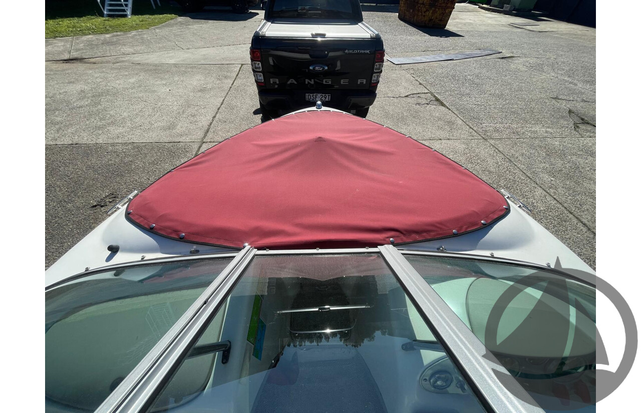 2005 Maxum 800 Bowrider, Mercruiser 3.0L Inboard