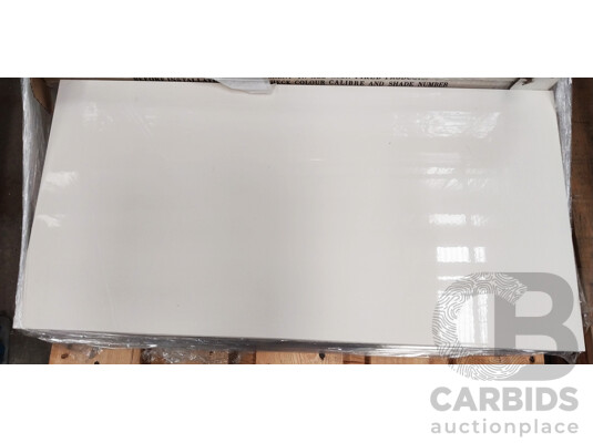 CIE Alabaster Gloss 300mm X 600mm ) Ceramic Wall Only Tiles - 15.84m2 - Brand New - ORP $1,029.60