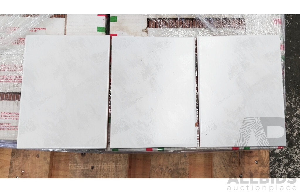SAICIS (C15045) Gloss ( 150mm X 200mm ) Made in Italy - Ceramic Wall Only Tile - 19.5m2 - Brand New - ORP $1,267.50
