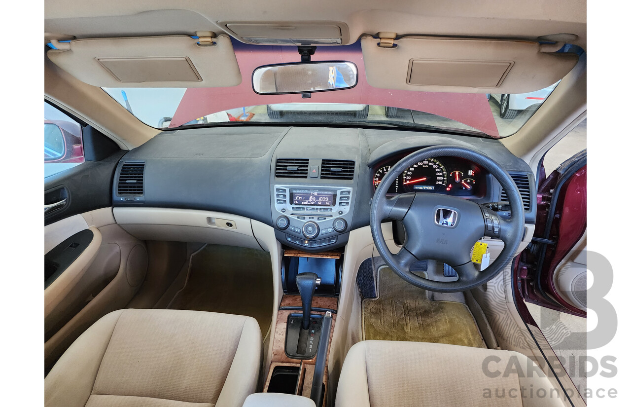 09/2004 Honda Accord VTi 40 4d Sedan Red 2.4L
