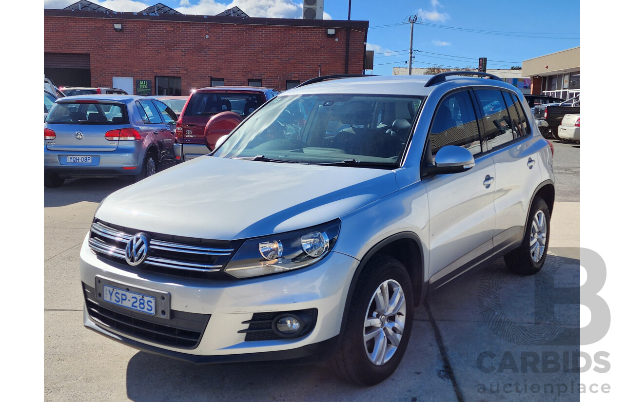 10/2011 Volkswagen Tiguan 125 TSI 5NC MY11 4d Wagon Silver 2.0L