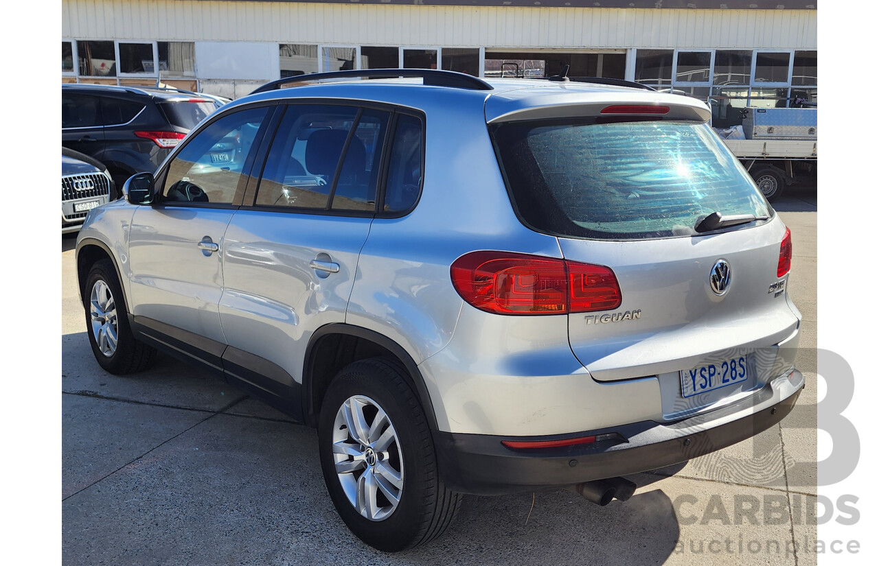 10/2011 Volkswagen Tiguan 125 TSI 5NC MY11 4d Wagon Silver 2.0L