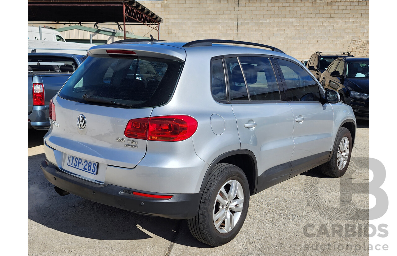 10/2011 Volkswagen Tiguan 125 TSI 5NC MY11 4d Wagon Silver 2.0L