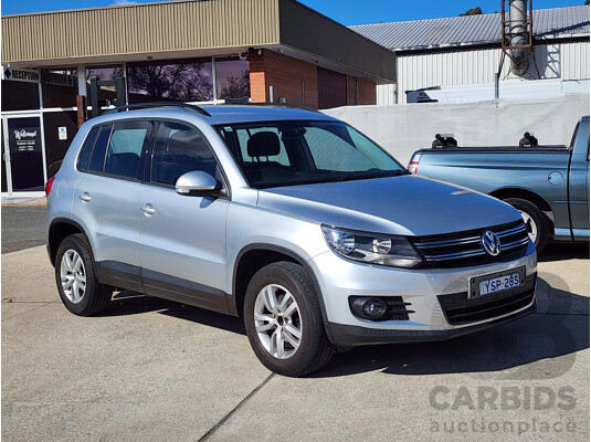 10/2011 Volkswagen Tiguan 125 TSI 5NC MY11 4d Wagon Silver 2.0L