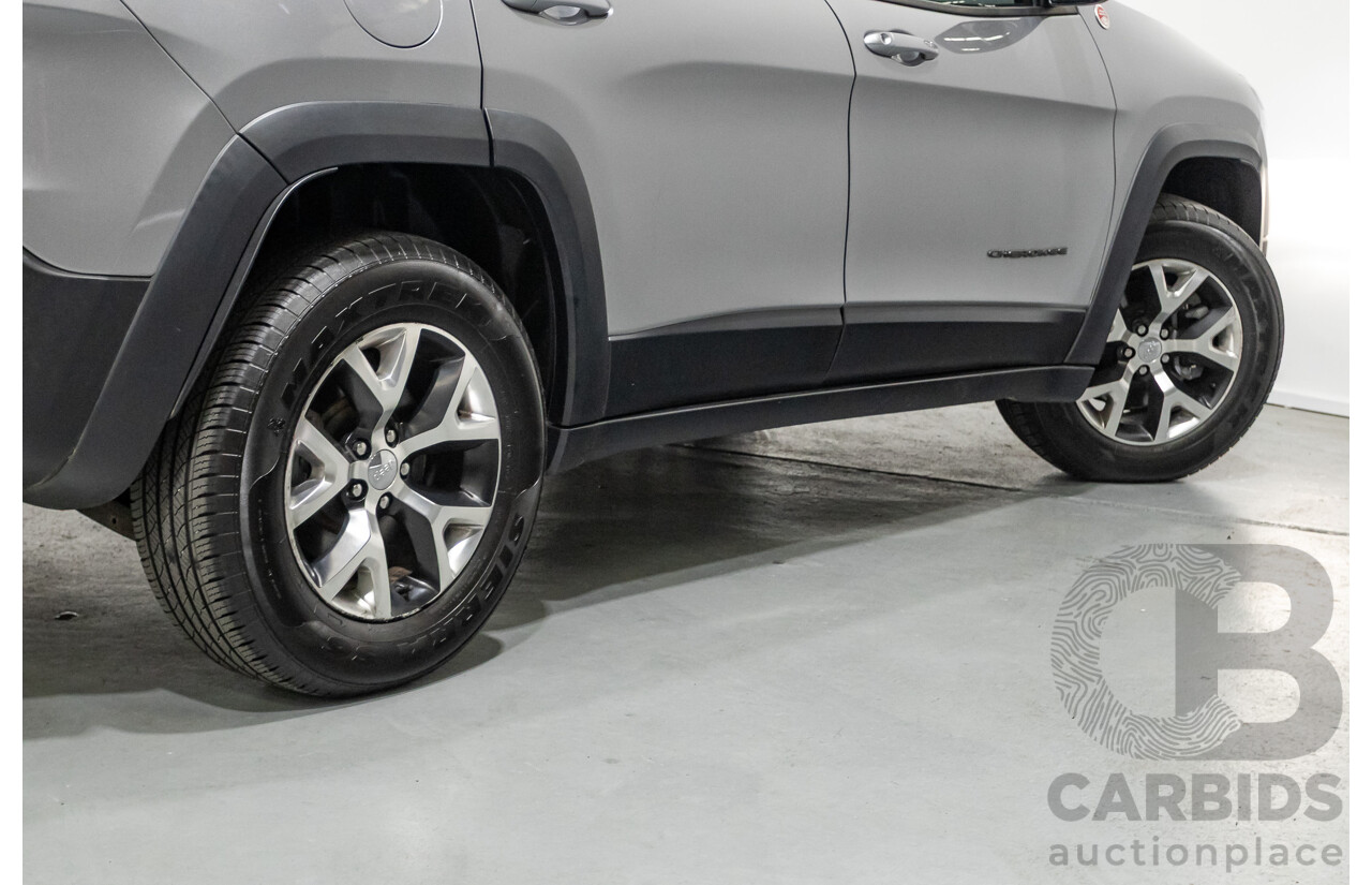 08/2014 Jeep Cherokee Trailhawk (4x4) KL 4D Wagon Billet Silver Metallic 3.2L