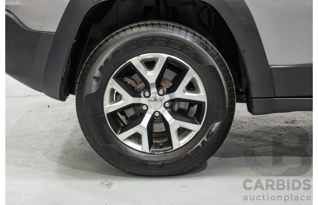 08/2014 Jeep Cherokee Trailhawk (4x4) KL 4D Wagon Billet Silver Metallic 3.2L
