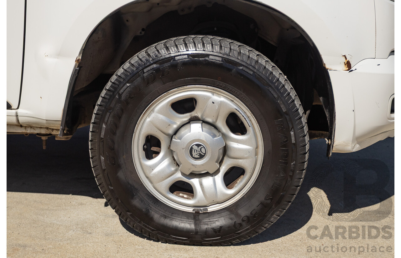 6/2013 Holden Colorado LX RG C/Chas Summit White Turbo 2.8L