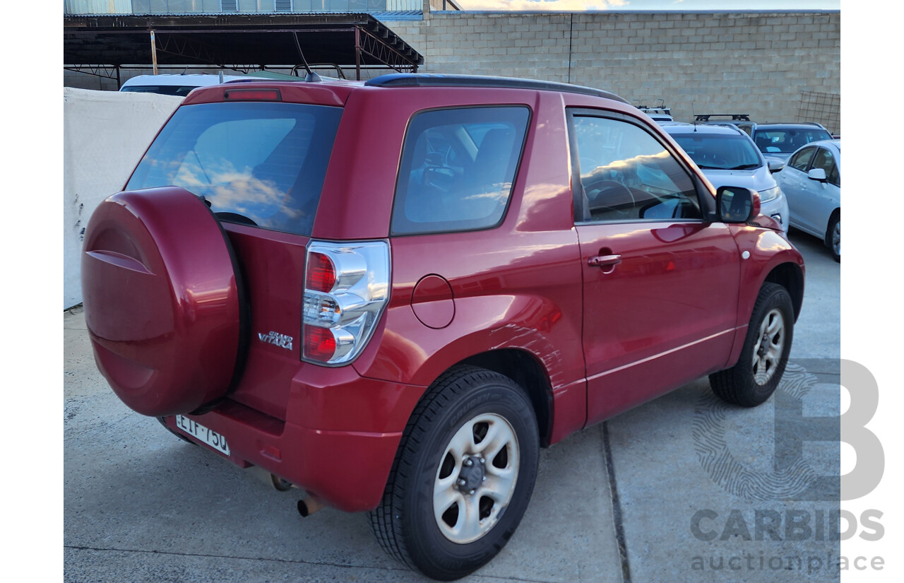 09/2013 Suzuki Grand Vitara (4x4) JT MY13 2d Wagon Red 2.4L