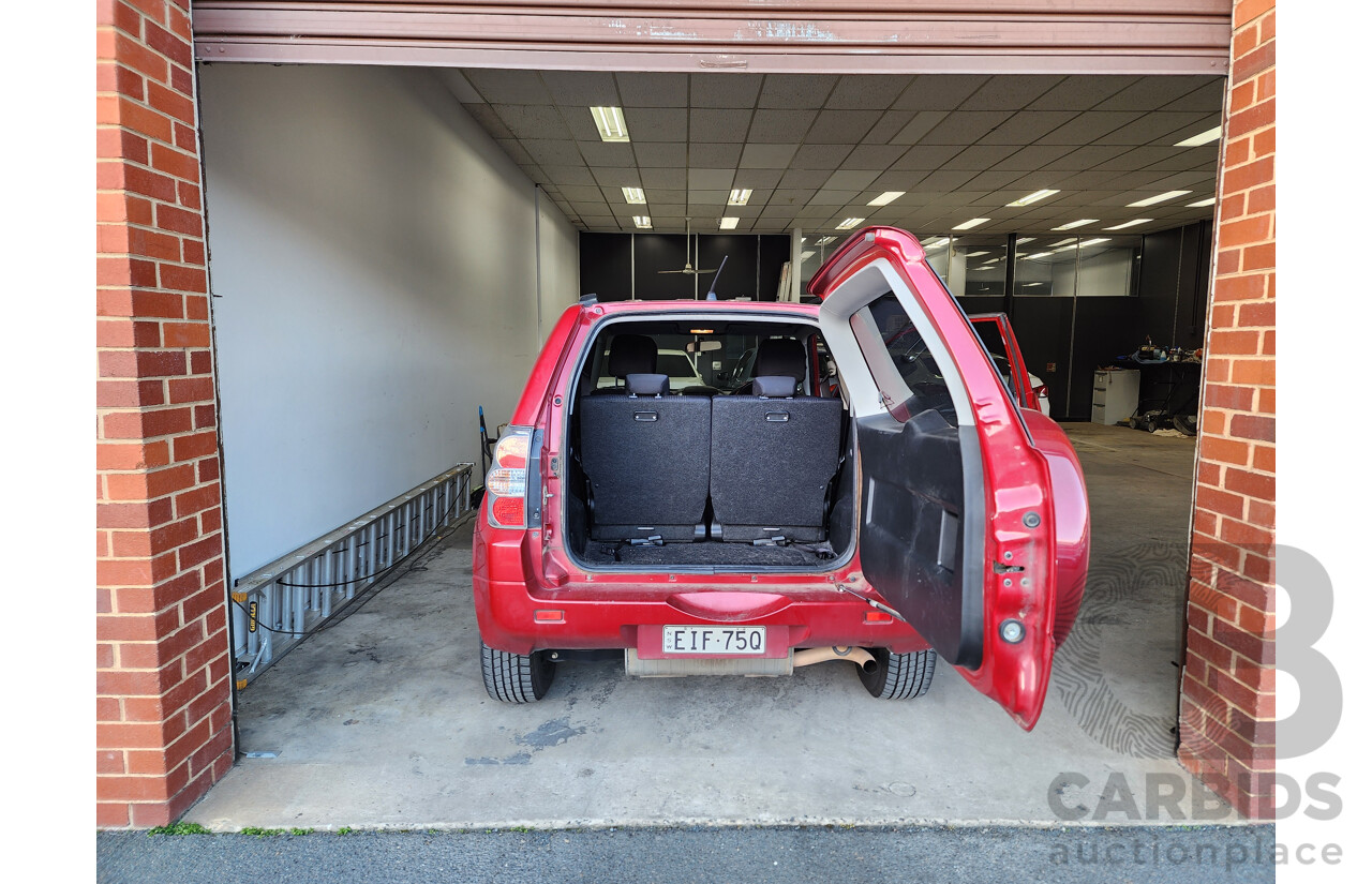 09/2013 Suzuki Grand Vitara (4x4) JT MY13 2d Wagon Red 2.4L