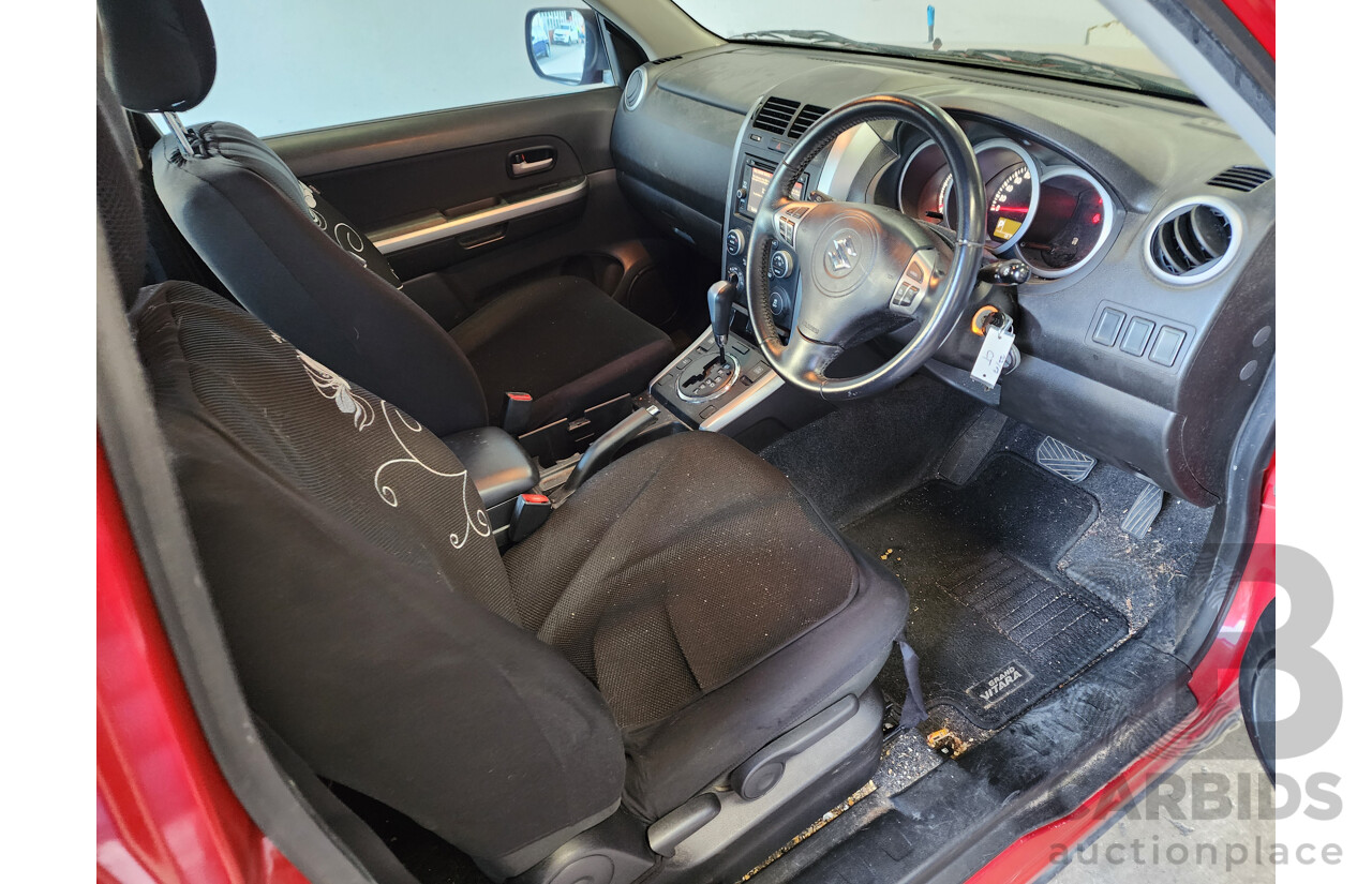 09/2013 Suzuki Grand Vitara (4x4) JT MY13 2d Wagon Red 2.4L