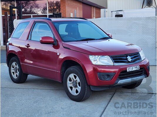 09/2013 Suzuki Grand Vitara (4x4) JT MY13 2d Wagon Red 2.4L