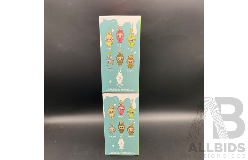 LABUBU ASSORTED ( LOT of 4 )