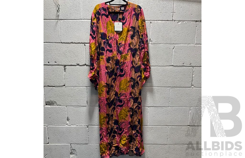 SASS & BRIDE Urban Beats Dress Size 16 - ORP $450