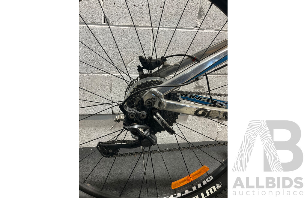GIANT TRANCE X 29ER Trail Bike