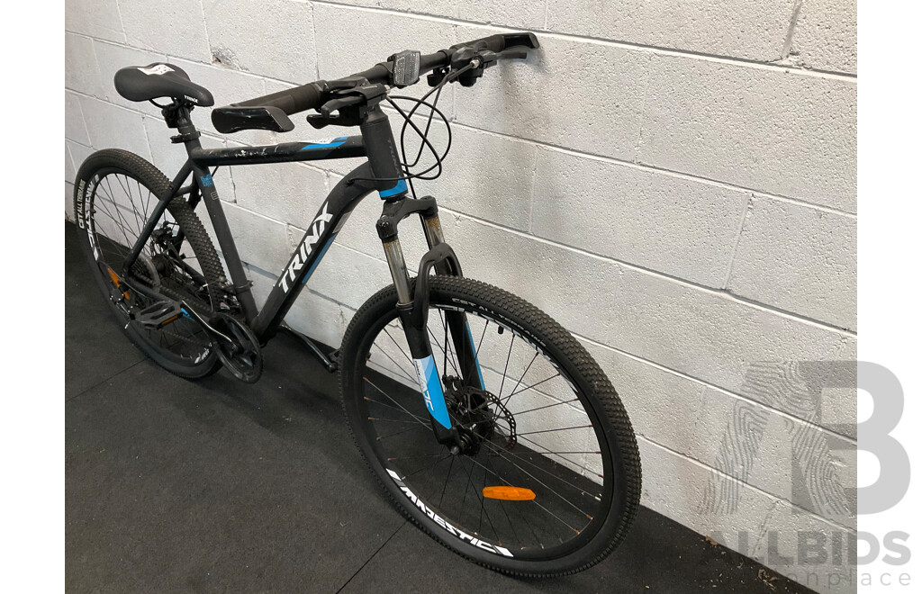 TRINX Mountain Bike