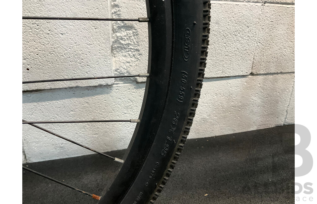 TRINX Mountain Bike