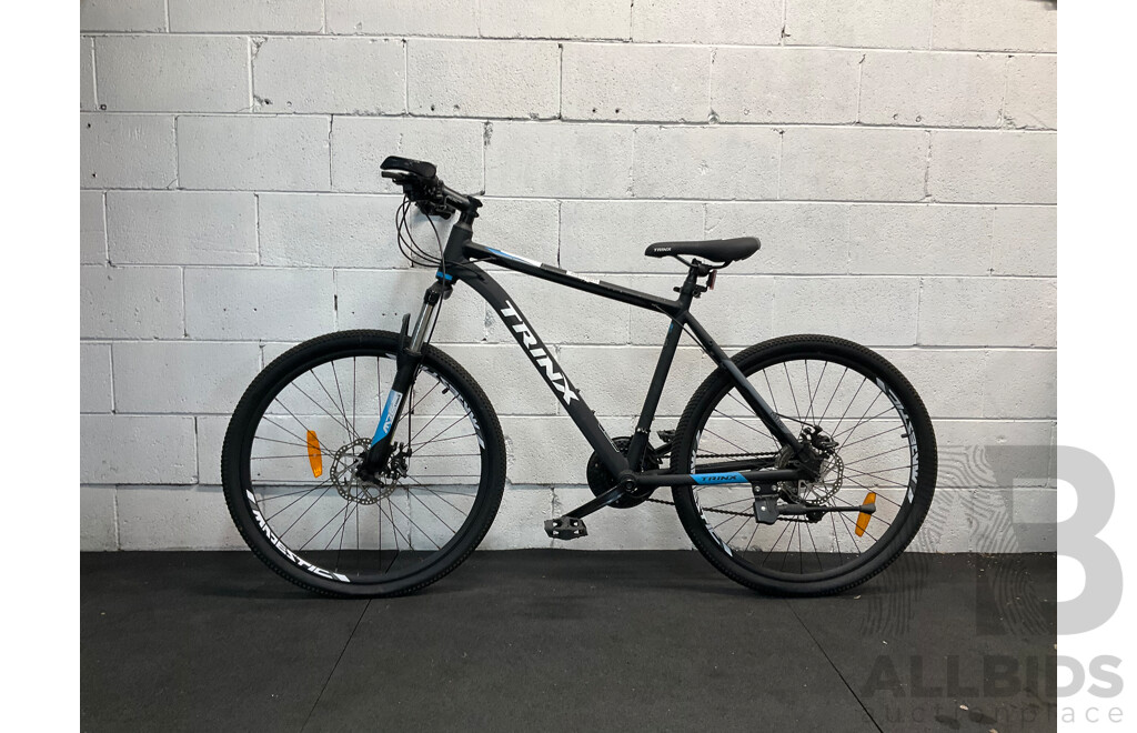 TRINX Mountain Bike
