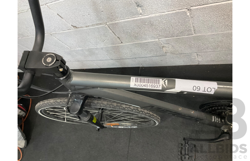 MERIDA CROSSWAY Bike ( with Customized Handlebars )
