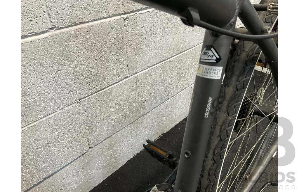 MERIDA CROSSWAY Bike ( with Customized Handlebars )