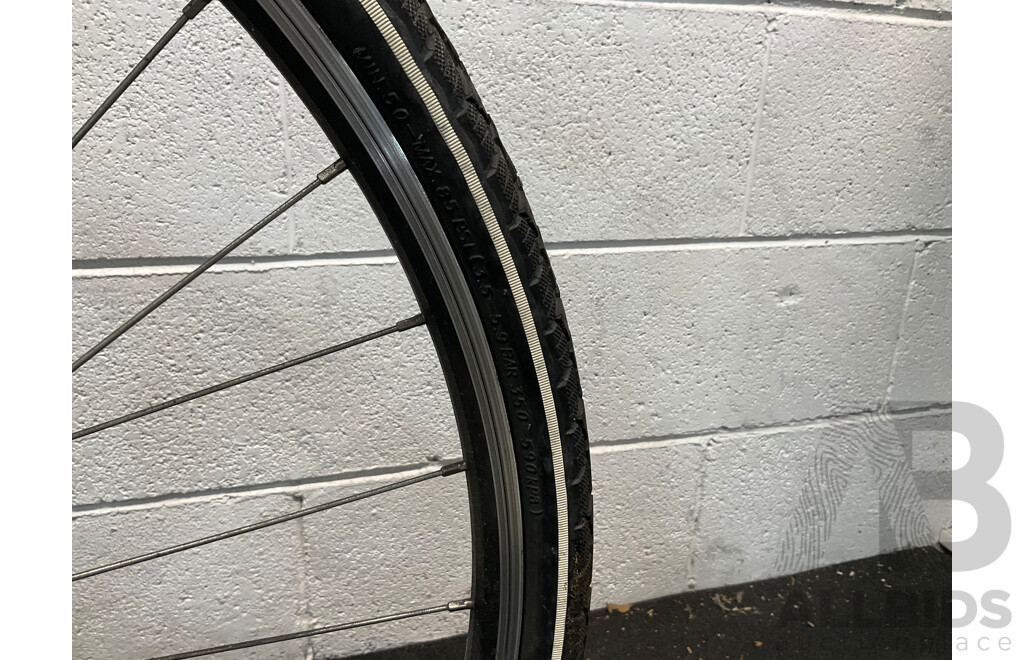 MERIDA CROSSWAY Bike ( with Customized Handlebars )
